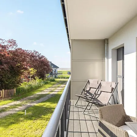 Lüttstuv - Stilvolle In Historischer Seefahrtschule Mit Ostseeflair