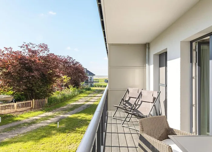 Luettstuv - Stilvolle In Historischer Seefahrtschule Mit Ostseeflair