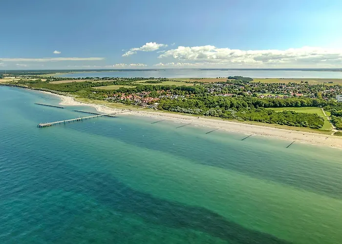 아파트 Luettstuv - Stilvolle In Historischer Seefahrtschule Mit Ostseeflair