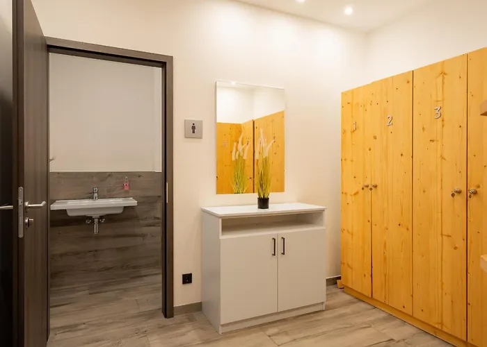 Luettstuv - Stilvolle In Historischer Seefahrtschule Mit Ostseeflair *